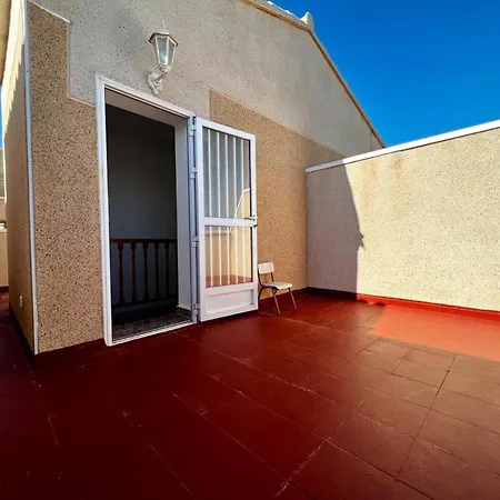 Charming 2-bed House In * Torrevieja