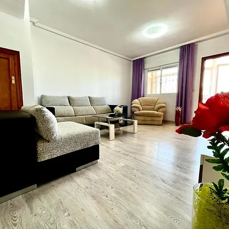 Сasa de vacaciones Charming 2-bed House In