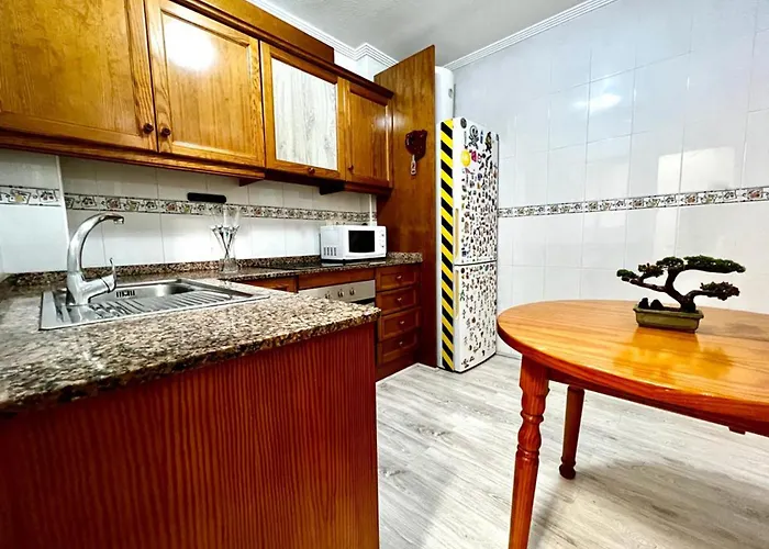 Charming 2-bed House In Torrevieja