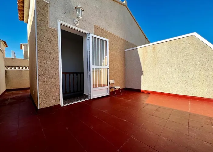 Charming 2-bed House In * Torrevieja