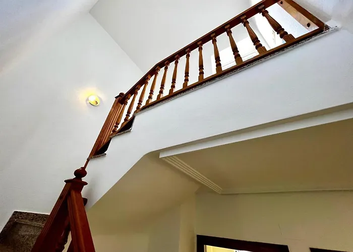 Charming 2-bed House In