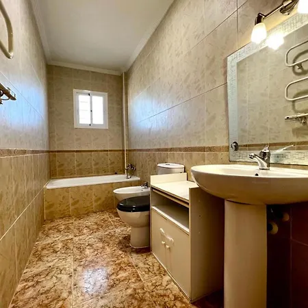 Charming 2-bed House In Дом отдыха *